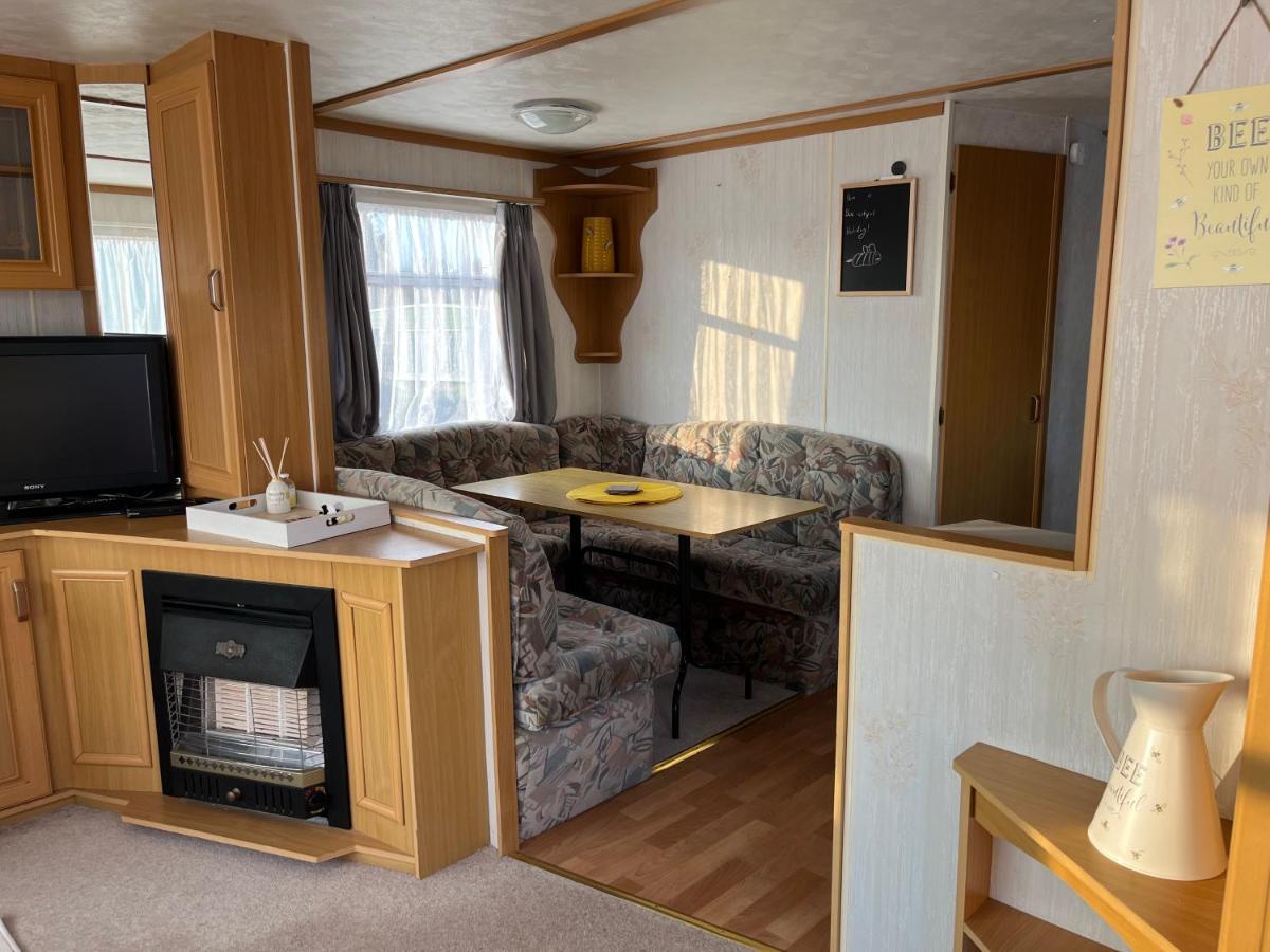 The Samanda Van Newport Caravan Park Otel Hemsby Dış mekan fotoğraf